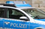 Xanten  - In der Zeit von Dienstag (23. April), 16.30 Uhr bis Mittwoch (24. April), 6 Uhr stahlen Unbekannte ca. 200 Liter Dieselkraftstoff aus einem Bagger am Willibrordweg in Xanten-Wardt. Der Bagger stand auf der Baustelle unmittelbar hinter ...